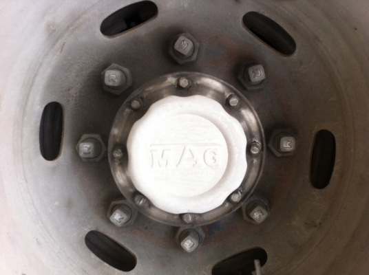 ขายรถพ่วง 24 ล้อ 2 เพลา แม่-ลูก กระบะเหล็กพื้นเรียบ ISUZU GIGR-360 ทะเบียนพร้อม รถใช้งาน ราคาคุยกันครับ