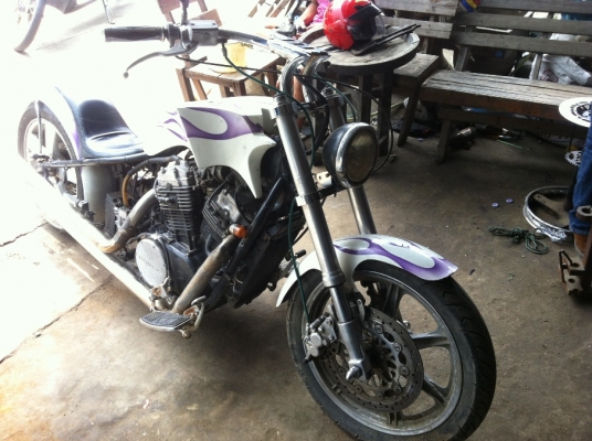 ขาย honda nv 750 แต่งแล้วพร้อมทะเบียน