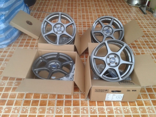 ล้อP1สีเทาของใหม่(9,200.-)ขอบ15"4ใส่100 กว้างุ6.5"  et36"ใส่แล้วหล่อ ไม่หุบ"  (ล้อ+ยาง+พร้อมใส่ = 12,200.- )