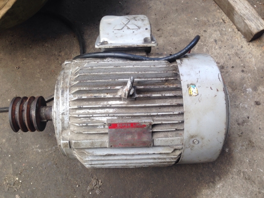 ขายมอเตอร์ mitsubishi 10 HP. 950 RPM. สภาพสวย พร้อมใช้งาน