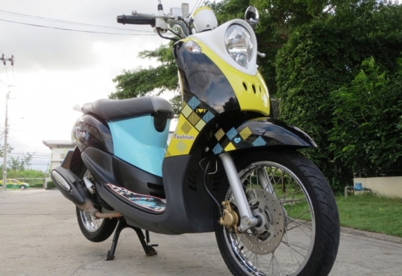 4  เดือน  Fino 2013 สวย ใหม่  เดิมแท้ดี ไม่มีบิลด์ เพียง 22,900 บาทเท่านั้น