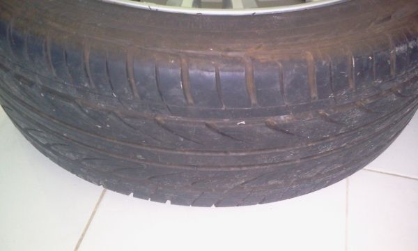 ขายล้อแม็คขอบ245/35zR20 95W XL ขายล้อแม็คขอบ245/35zR20 95W XL