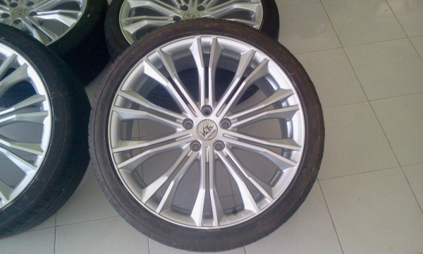 ขายล้อแม็คขอบ245/35zR20 95W XL ขายล้อแม็คขอบ245/35zR20 95W XL