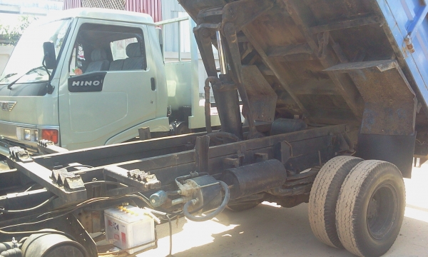 ขายรถ6ล้อดัมพ์อีซูซูNPR66L 120แรงฝาขาวพร้อมใช้งาน