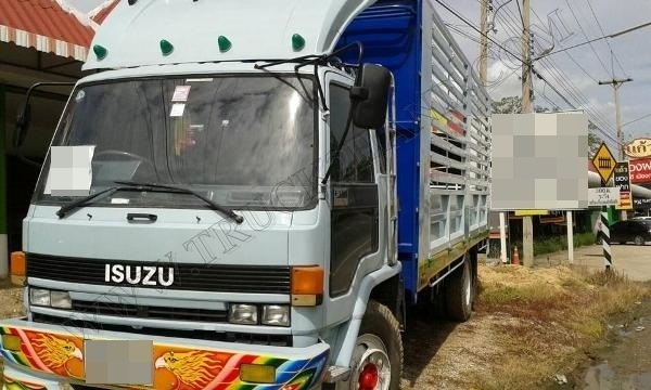 รถบรรทุก 6 ล้อ ยี่ห้อ ISUZU ROCKY เครื่อง 175 แรง แผงสูง เบรคทิฟฟี่