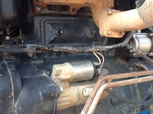 แทรกเตอร์แชมป์ YTO 454  4 WD 2 เพลา ใบมีดหน้า โรตารี่หลัง สภาพดีมากๆทำงานไป 663 ชั่วโมง