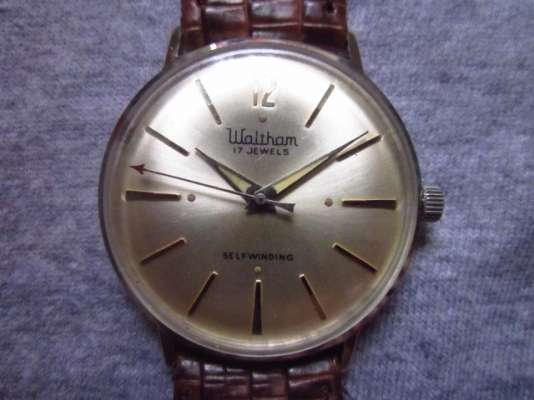 +++++ Waltham สวิสเมดชื่อดังเข็มดาบสภาพสวย +++++