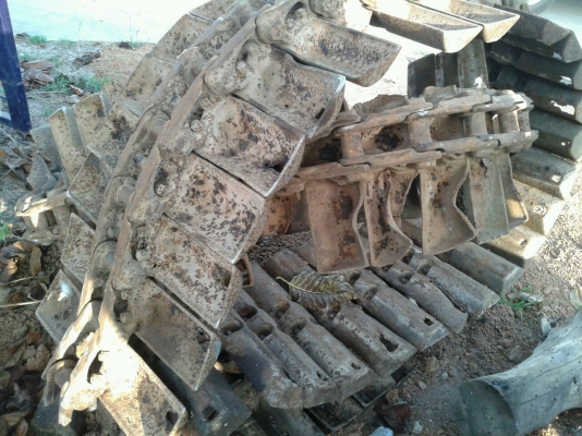 KOMATSU แพ็คคู่ครับ D20-5 และ D20-6 วันนี้พิเศษวันเดวครับ 120,000 ด่วนนะครับพี่น้อง ขายตามสภาพครับ KOMATSU แพ็คคู่ครับ D20-5 และ D20-6 วันนี้พิเศษวันเดวครับ 120,000 ด่วนนะครับพี่น้อง ขายตามสภาพครับ