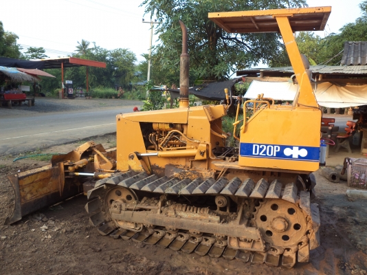 komatsu D20-6 ราคาคุยกันได้ครับ
