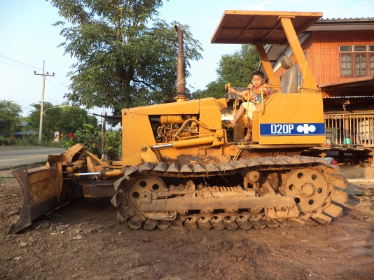 komatsu D20-6 ราคาคุยกันได้ครับ