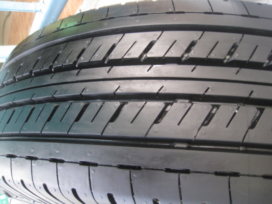 ขายล้อแม็กป้ายแดง chev colorado 16"x6.5" et41 6 รู 139.7 + ยางปี13  สนใจติดต่อเล็กคลองสาม (081-3747940)