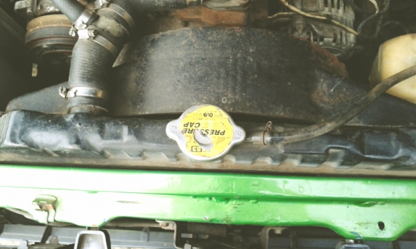 ขายรถคลาสสิค TOYOTA ม้ากระโดดรุ่นไฟกลม(หายาก)เพิ่มรูปคับ