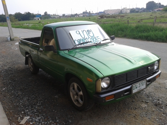 ขายรถคลาสสิค TOYOTA ม้ากระโดดรุ่นไฟกลม(หายาก)เพิ่มรูปคับ