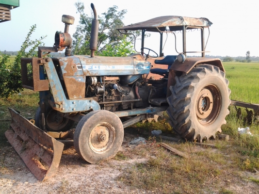 Ford 6610 แท้ เสื้อลายคนจน หาง 3 หาง 7 ใบดันของ CMT อินวอยจากบริษัทนำเข้า มือเดียวท่าเรือ Ford 6610 แท้ เสื้อลายคนจน หาง 3 หาง 7 ใบดันของ CMT อินวอยจากบริษัทนำเข้า มือเดียวท่าเรือ