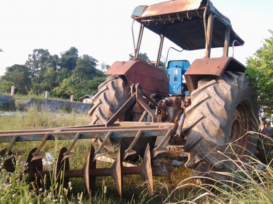 Ford 6610 แท้ เสื้อลายคนจน หาง 3 หาง 7 ใบดันของ CMT อินวอยจากบริษัทนำเข้า มือเดียวท่าเรือ Ford 6610 แท้ เสื้อลายคนจน หาง 3 หาง 7 ใบดันของ CMT อินวอยจากบริษัทนำเข้า มือเดียวท่าเรือ