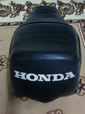 เบาะcb100เดิม