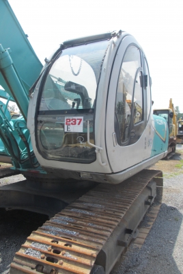 ลดสุดๆ KOBELCO SK 200 ล้านเดียวเอาไปเลย ลดสุดๆ KOBELCO SK 200 ล้านเดียวเอาไปเลย