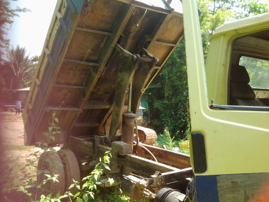 HINO  KL300  เครื่อง EH500  158แรงม้า