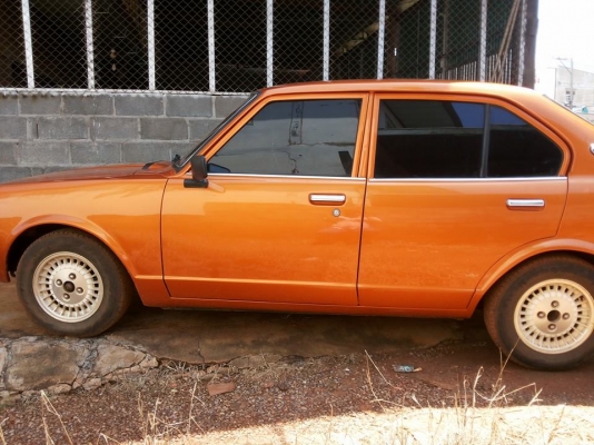 น้องฝากขายครับ เรโทรคาร์สวยๆจบๆ TOYOTA KE20 4ประตู เครื่องเดิม3K 1,160CC  ไม่แก๊ส เครื่องดีมากๆ ประหยัด ไม่มีสะอึกช่วงล่างบิ้วด์ใหม่ ไม่มีหลวมเกียร์ดีไม่หลุด สีใหม่สวยสด ภายในสวยคอนโซลเต็ม แอร์เย็น เบาะหนัง ล้อแม็ก ยางดี5เส้น ระบบไฟครบ พร้อมใช้งาน เอกสารค