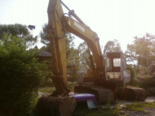 ขาย!! KOMATSU  PC200-2 / PC200-3 / 20-HT.