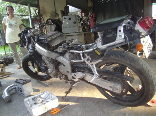 ขาย cb250rr ทะเบียนพร้อมโอน ทะเบียนปี 57