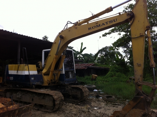 ขายรถแบคโฮ KOMATSU PC-120-5 ไฟฟ้าครบ ช่วงล้างเต็ม รถสวยมาก พร้อมใช้ ราคาย้อมๆสนใจรีบจองเลย