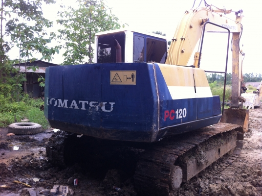 ขายรถแบคโฮ KOMATSU PC-120-5 ไฟฟ้าครบ ช่วงล้างเต็ม รถสวยมาก พร้อมใช้ ราคาย้อมๆสนใจรีบจองเลย