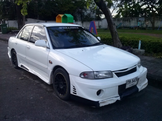 ขายอีคาร์ แต่งหล่อ ปี94 สีขาว ออโต้ เครื่องหัวฉีด ติดแก๊สแล้ว ด่วน ๆ 63000