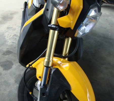 ขาย Zoomer x สีเหลือง ปี 2555 ราคา 39000.-