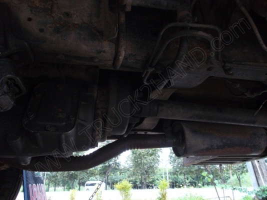 รถบรรทุก 6 ล้อ ยี่ห้อ HINO รุ่น KM 100 แรงม้า