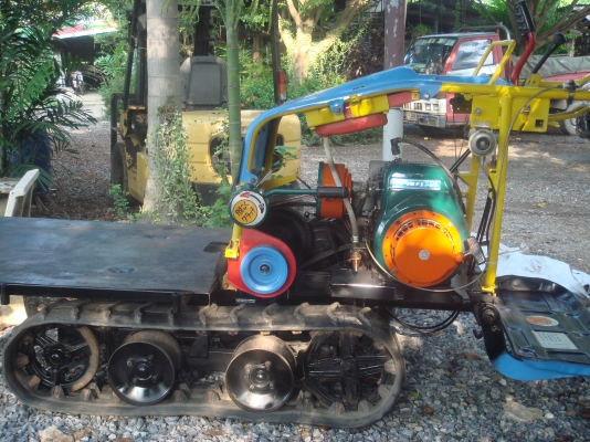 รถขนย้ายสินค้าเกษตร 2 คัน