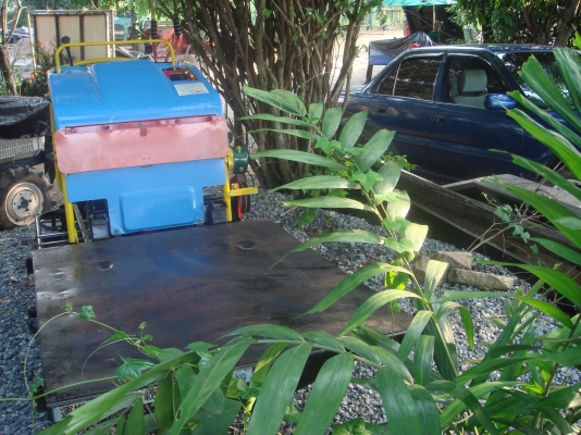 รถขนย้ายสินค้าเกษตร 2 คัน