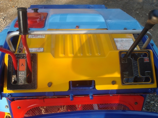 รถขนย้ายสินค้าเกษตร 2 คัน