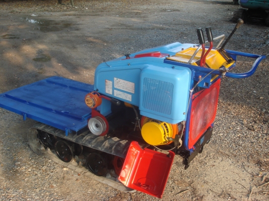 รถขนย้ายสินค้าเกษตร 2 คัน