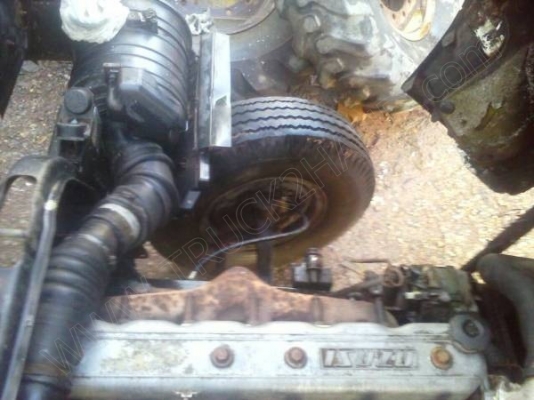 รถบรรทุก 6 ล้อ ยี่ห้อ HINO รุ่น KM310