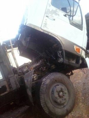 รถบรรทุก 6 ล้อ ยี่ห้อ HINO รุ่น KM310