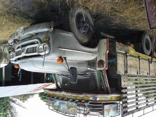 สิบล้อหัวยาว สองเพลา