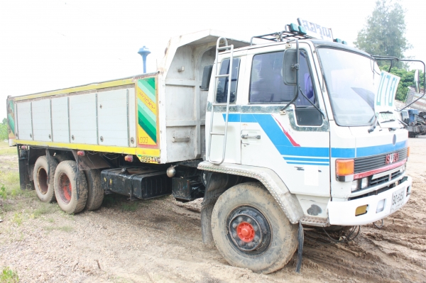 ขาย 10ล้อดัมพ์ 2เพลา อีซูซุร๊อคเล็ก 175