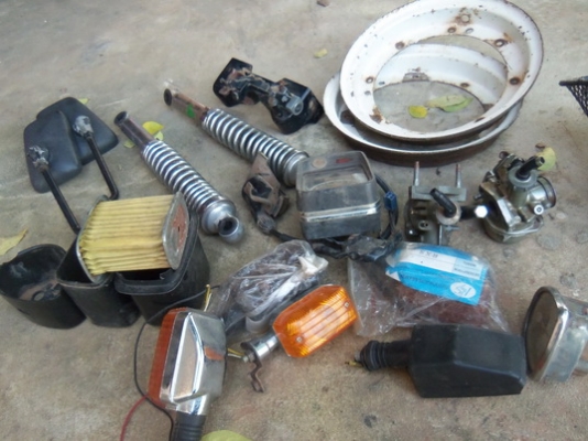 ขายอะไหล่เก่าๆ