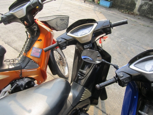 ยังไงก็ขายwave125i ไฟเลี้ยวบังลม5คัน ราคาถูกๆชุดโอนครบ