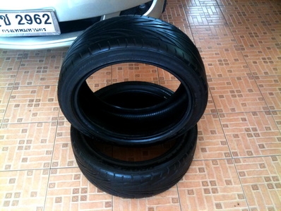 ยาง17นิ้ว 2 เส้น ยี่ห้อ Toyo 205-45-17 ปี2011