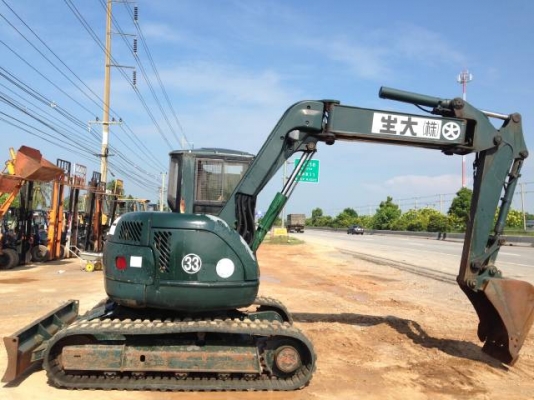 ขายรถแบคโฮ KOBELCO SK 75 UR-2 มีVDOครับ รถนอกนำเข้าจากญี่ปุ่นแท้ สวยมากๆแทร็คยางเต็ม ปั้มนิ้ว คอลโทรลสั้น นำเข้าจากญิ่ปุ่น ติดต่อ 081-2990958