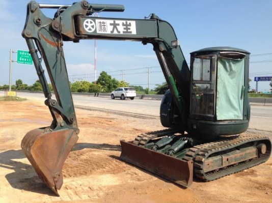 ขายรถแบคโฮ KOBELCO SK 75 UR-2 มีVDOครับ รถนอกนำเข้าจากญี่ปุ่นแท้ สวยมากๆแทร็คยางเต็ม ปั้มนิ้ว คอลโทรลสั้น นำเข้าจากญิ่ปุ่น ติดต่อ 081-2990958