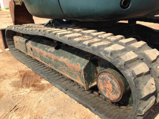 ขายรถแบคโฮ KOBELCO SK 75 UR-2 มีVDOครับ รถนอกนำเข้าจากญี่ปุ่นแท้ สวยมากๆแทร็คยางเต็ม ปั้มนิ้ว คอลโทรลสั้น นำเข้าจากญิ่ปุ่น ติดต่อ 081-2990958