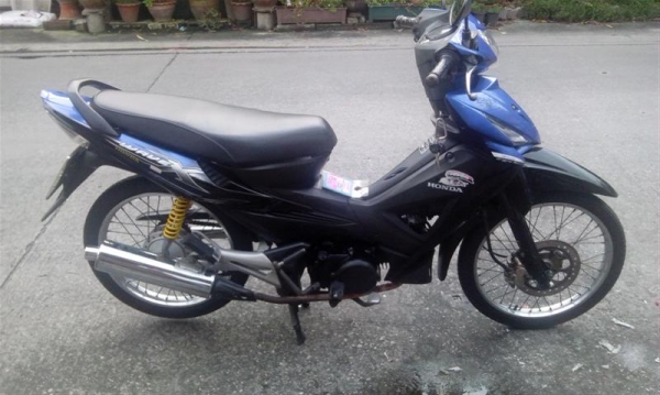 ขาย3รุ่นสวย ดี ไม่แพง ฟิโอเร่ คลิ๊กคาร์บู คลิ๊กไอ110