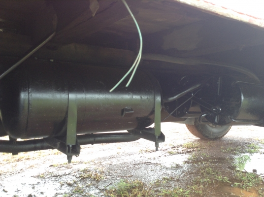 ขาย 10 ล้อหัวยาวเพลาเดียว สภาพสวยพร้อมใช้งาน เครื่อง 6BD1 165 แรงม้า เกียร์ร็อคกี้ คัสซีสวย ช่วงล่าง JCM ยางเต็ม ทะเบียนพร้อมโอนครับ