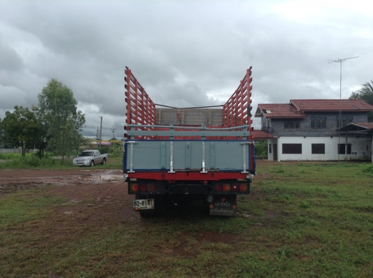 ขาย 10 ล้อหัวยาวเพลาเดียว สภาพสวยพร้อมใช้งาน เครื่อง 6BD1 165 แรงม้า เกียร์ร็อคกี้ คัสซีสวย ช่วงล่าง JCM ยางเต็ม ทะเบียนพร้อมโอนครับ