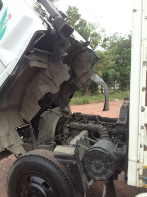 Isuzu 6ล้อ เดก้า เครื่อง 195 แรงม้า ตู้10 บาน ยาว 6 เมตร เครื่องดีื ซัซซีสวยมาก แอร์เย็น ยางดี พร้อมยางอะไหล่ ซัซซี่ใหญ่ยาวตลอด พวงมาลัยเพาเวอร์ เบรกจิ๊ฟฟี่ ขายตามสภาพ 680,000