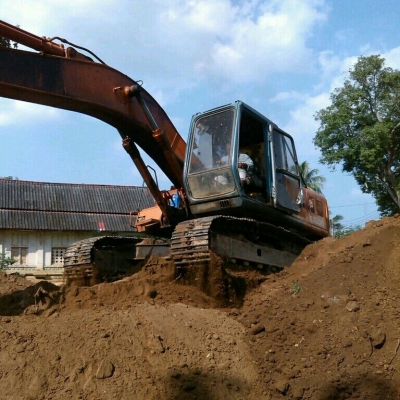 ขาย HITACHI EX 200-2 ครับ ขาย HITACHI EX 200-2 ครับ