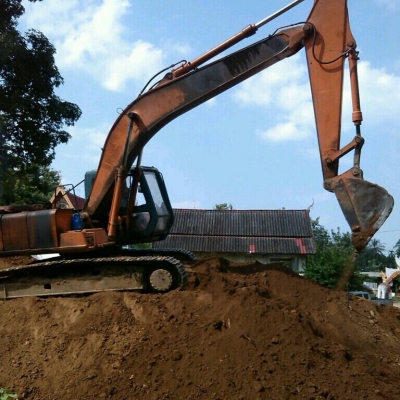 ขาย HITACHI EX 200-2 ครับ ขาย HITACHI EX 200-2 ครับ